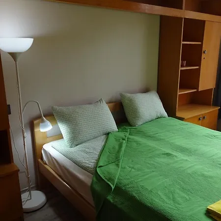Apartament Calm, Sunny And Central