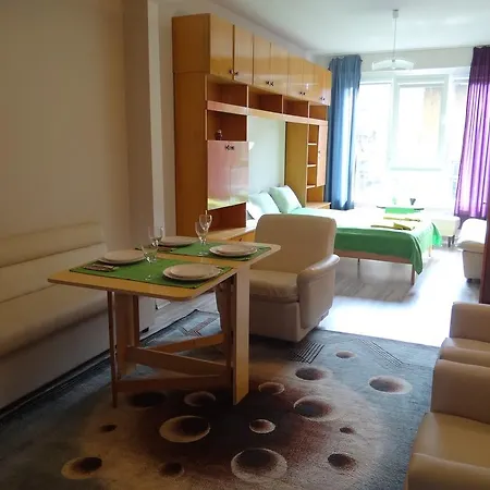 Apartment Calm, Sunny And Central *
